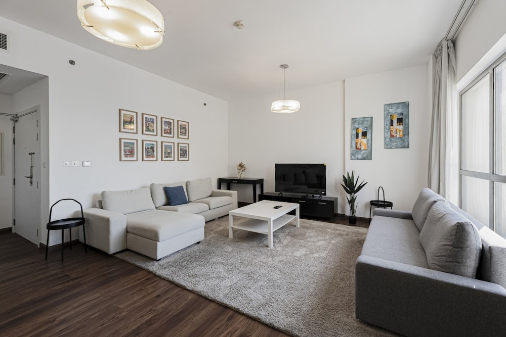 Short Stay Apartment Shams 1 Jumeirah Beach Residence 2 Bed Sleeps 6