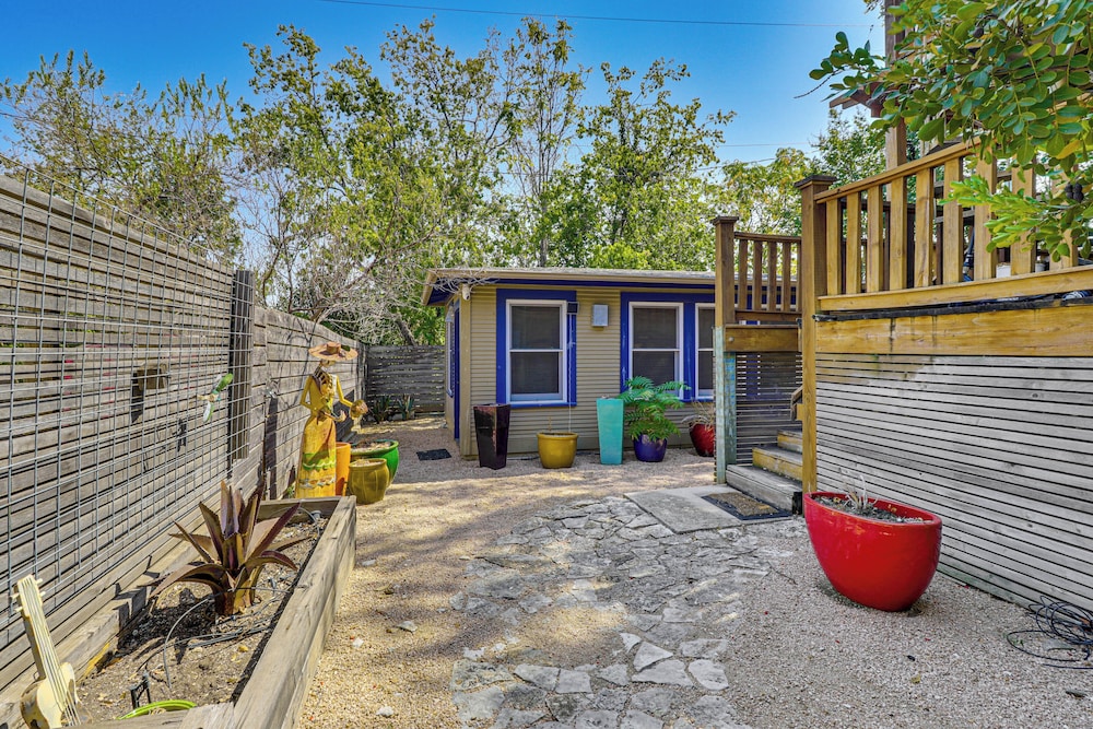 Walk to Soco: Home w/ Decks & City Views in Austin