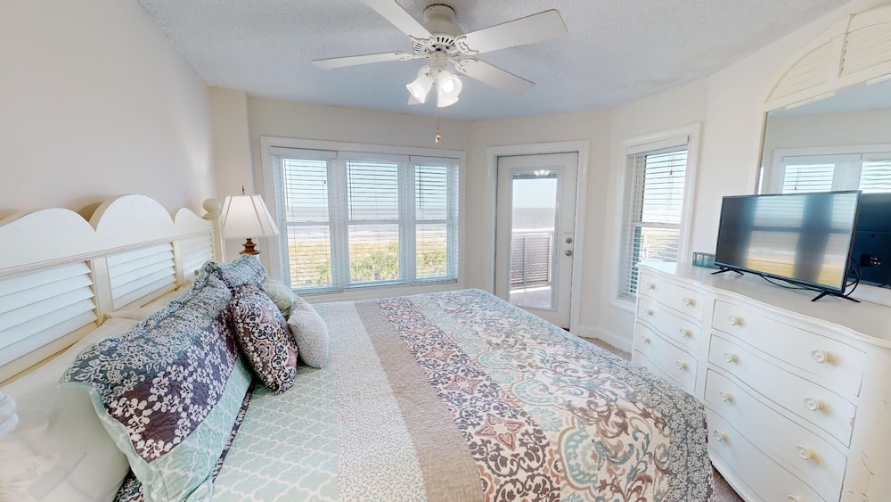 Sandpiper 2 by Tybee Vacation Rentals