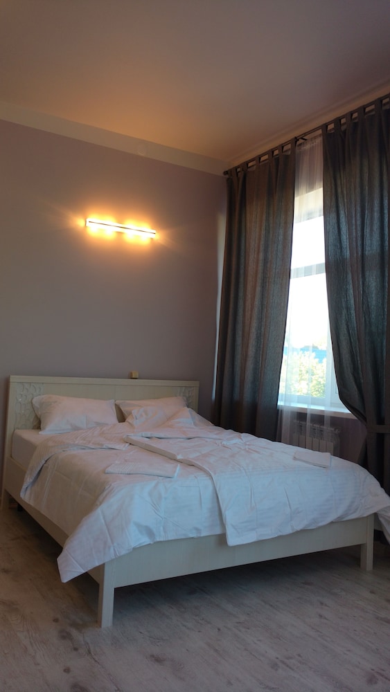 V Ugliche - Hostel