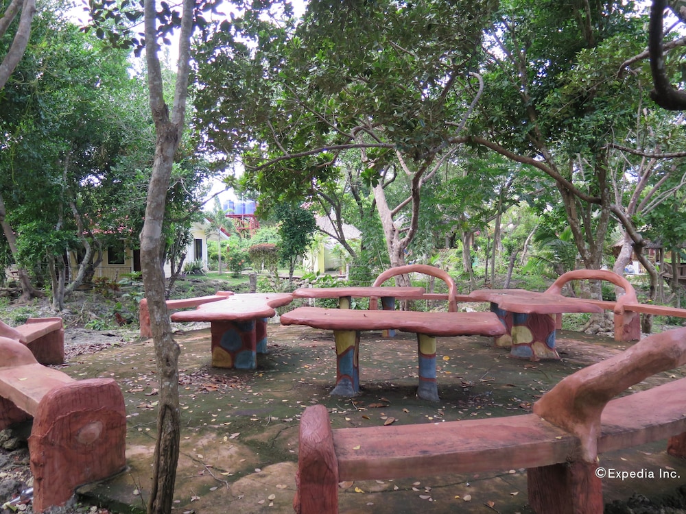 Alexis Cliff Dive Resort