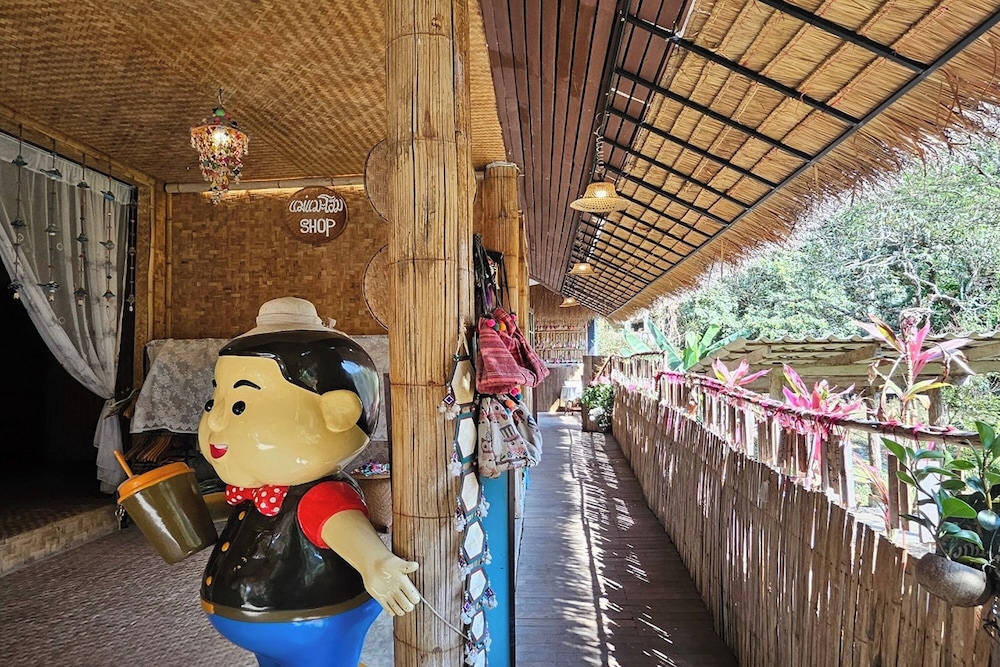 Mae Mae Home