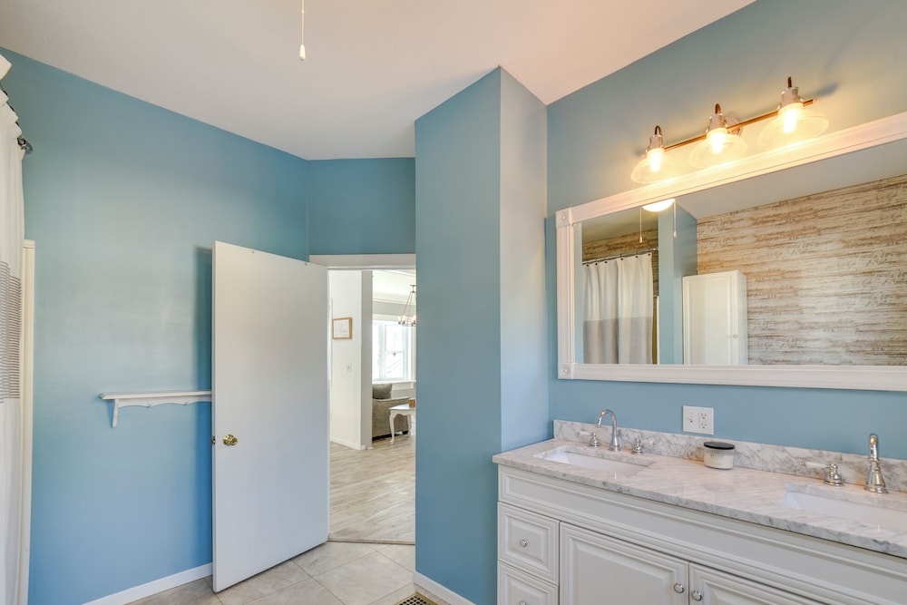 Big Stone Lake Access: Home w/ Private Beach