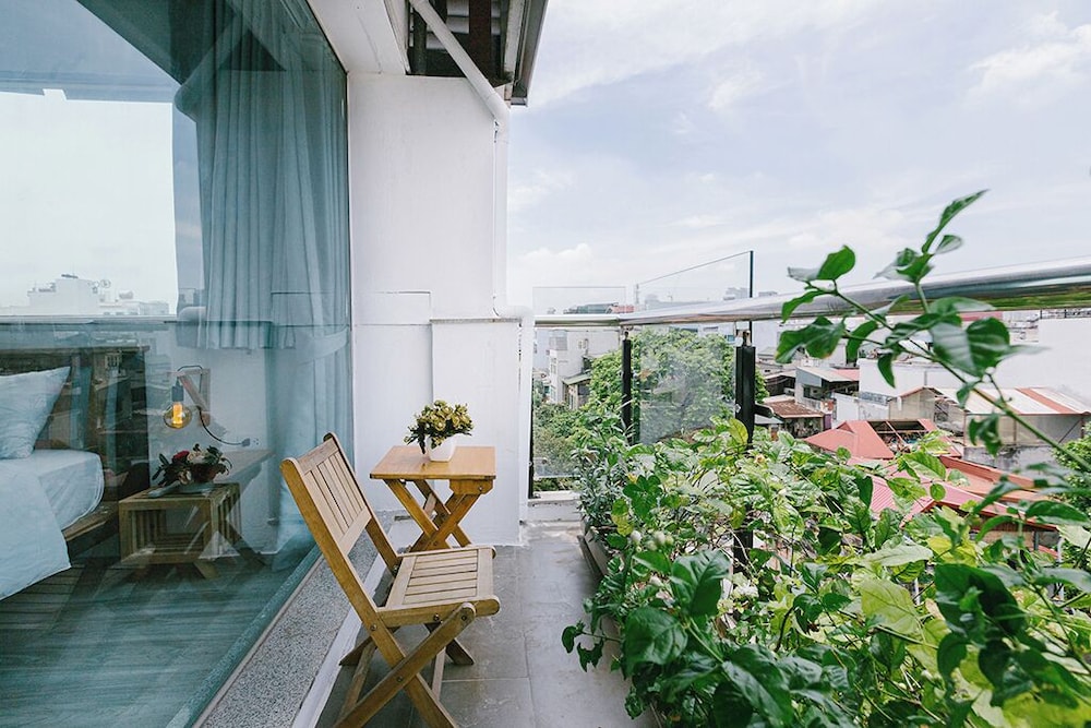 SAZIHOME Old Town Hanoi
