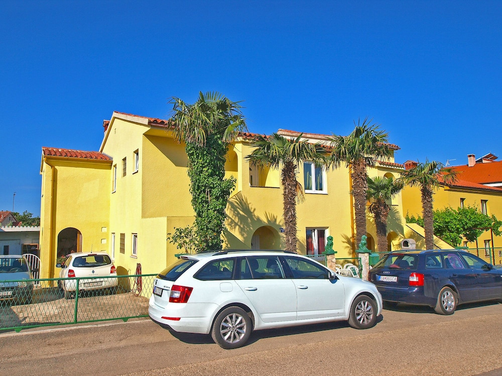 Apartment Gey 671