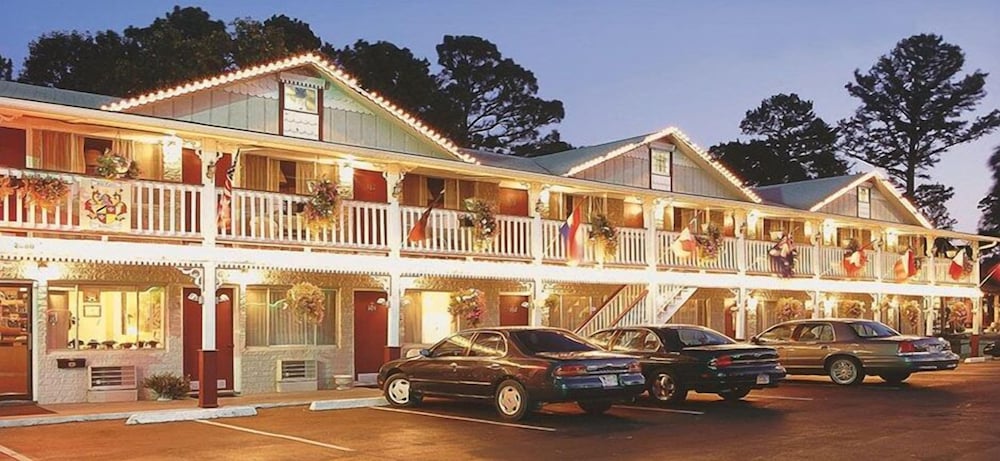 Hotel The Trails Inn - Image 1