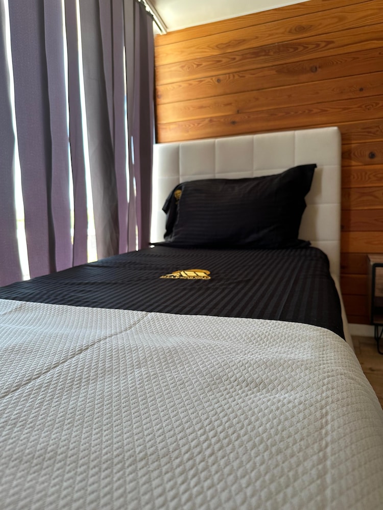 La Mirage Group Villas