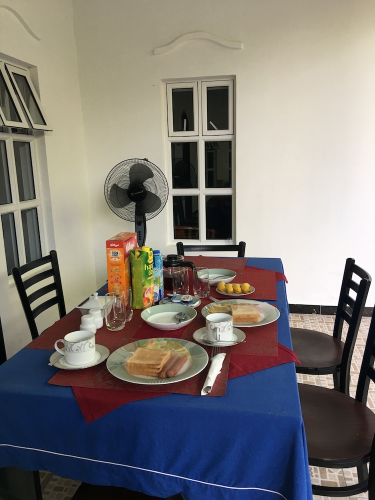 Equator HomeStay