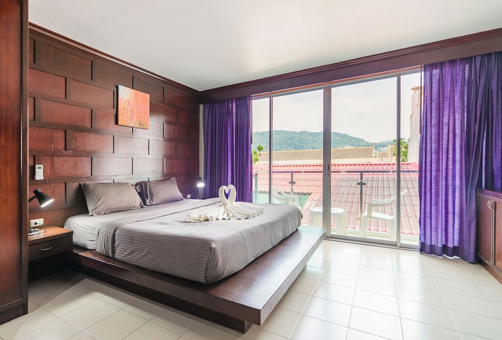 EBS Hostel Phuket