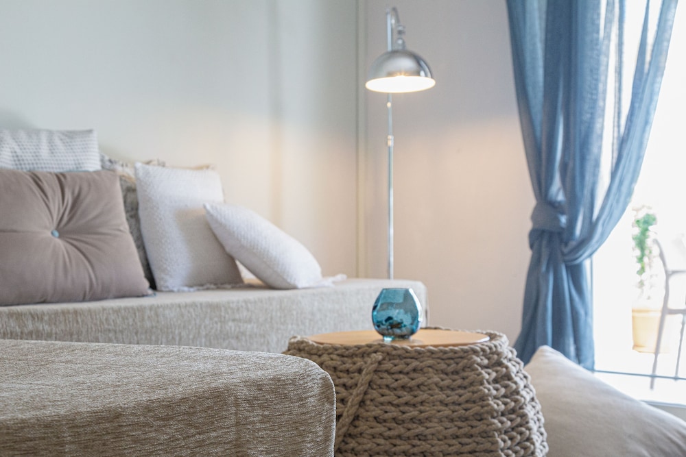 Malibu Studios & Apartments