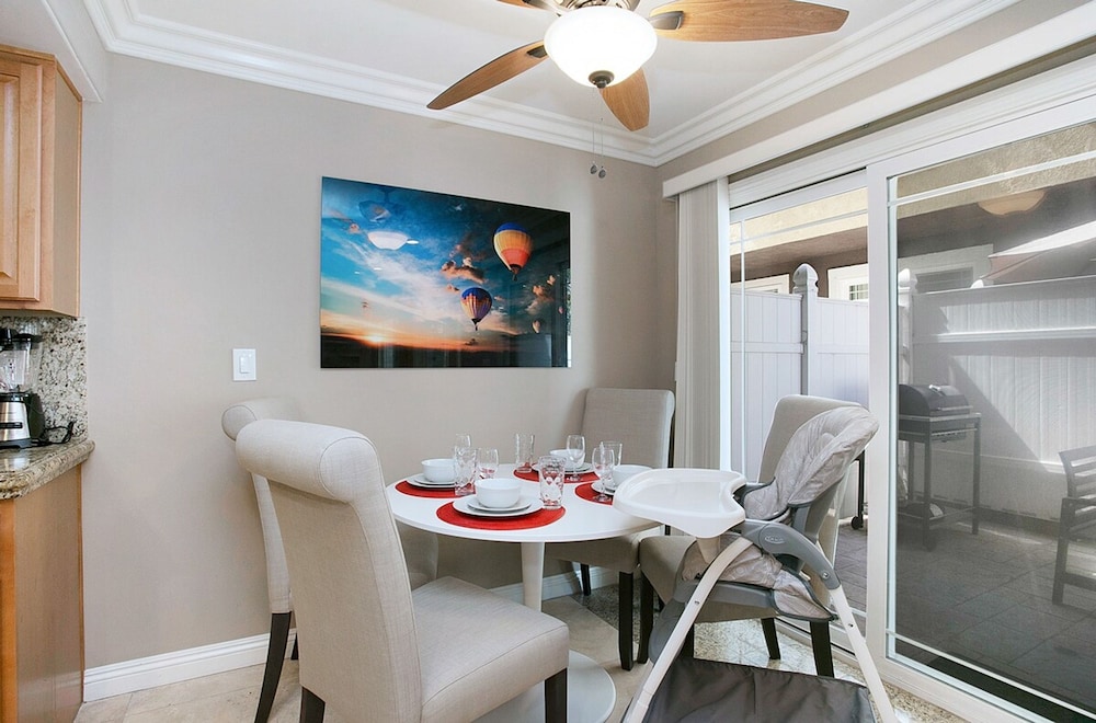 Costa Mesa -newport- Patio - Free Parking-cm-2