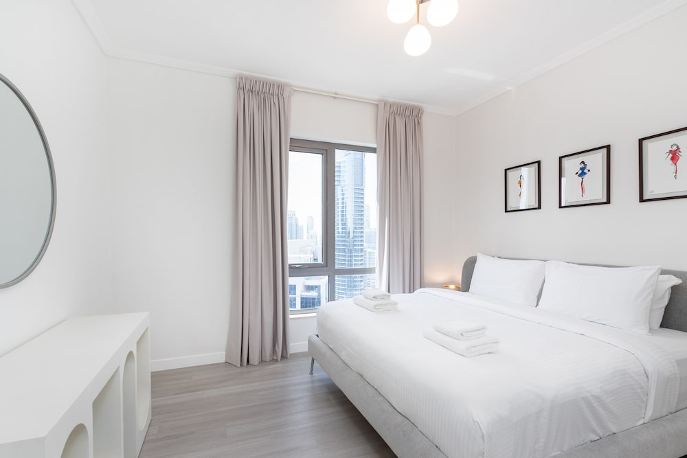 Sleek 3BR Maid s Room w Burj Khalifa View