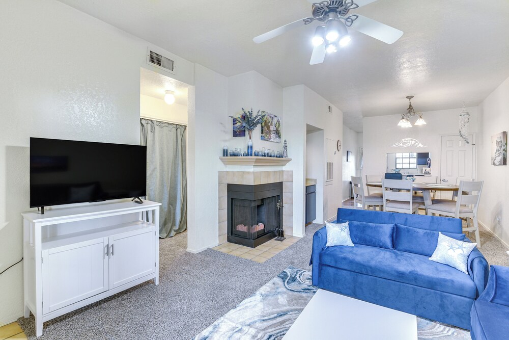 East End Galveston Condo w/ Pool, 1 Mi to Beach!