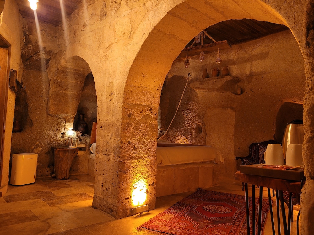 LA DİAS CAVE CAPPADOCİA