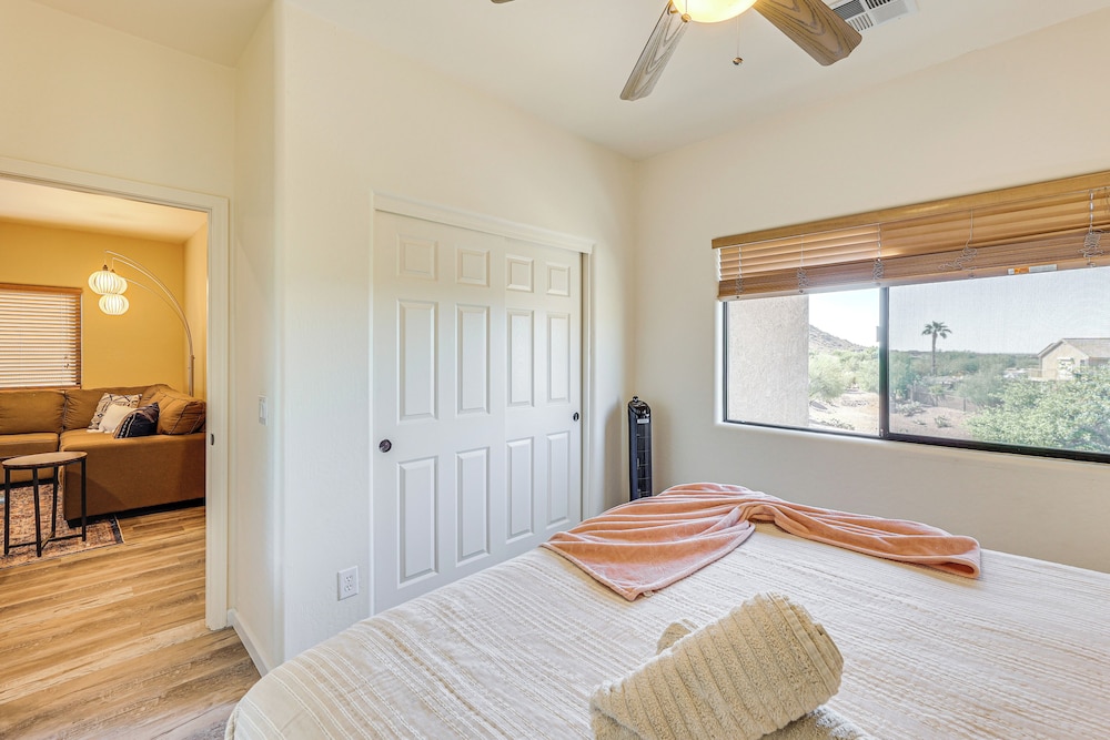 Gold Canyon Golfer's Getaway w/ Scenic Views!