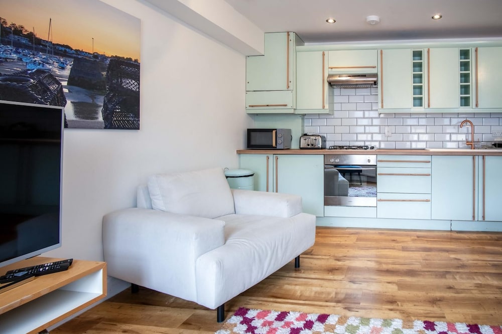 Kensington Apartment - 2 Bedroom - Saundersfoot