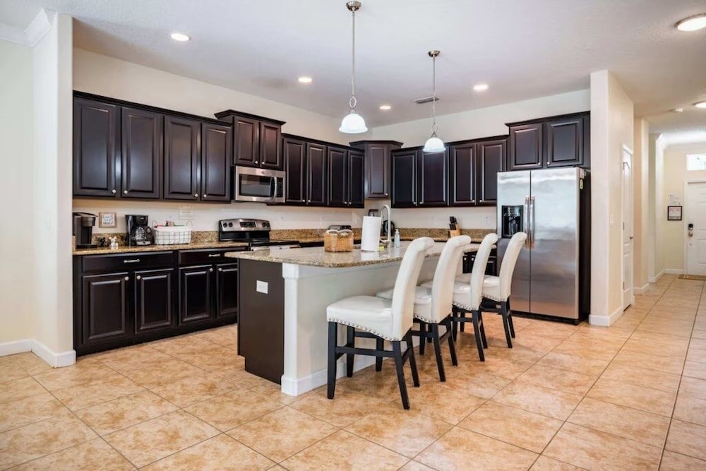 Sugar Palm Place 6 Bedroom Home