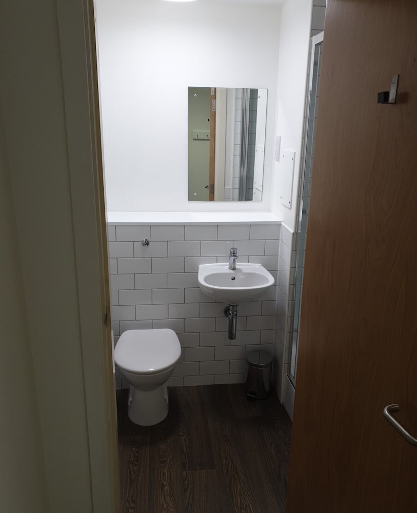 Charming Studios for STUDENTS- LEICESTER view 5