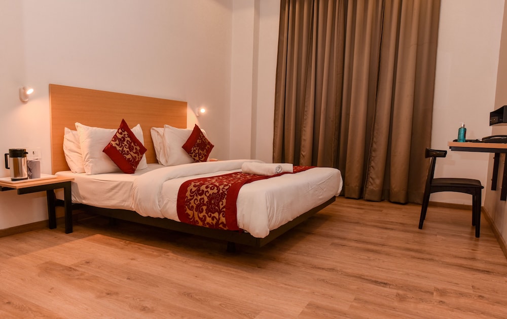 Hotel Red Saffron view 5