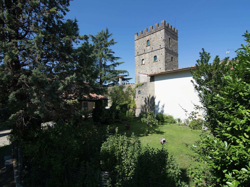 Charming Tuscan Stay With Pool