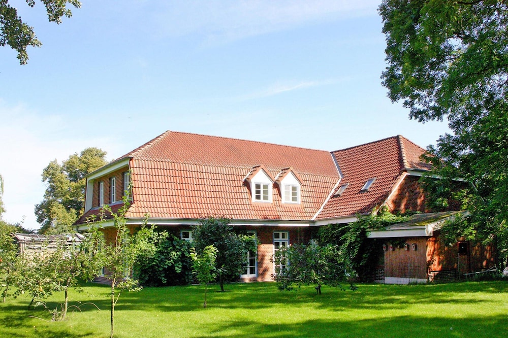 Apartment Near Wismar & Baltic Sea Beaches
