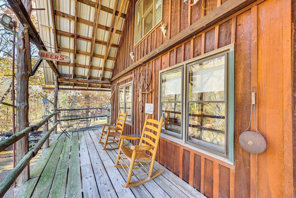 10 Mi to Sardis Lake: Home w/ Grill in Tuskahoma