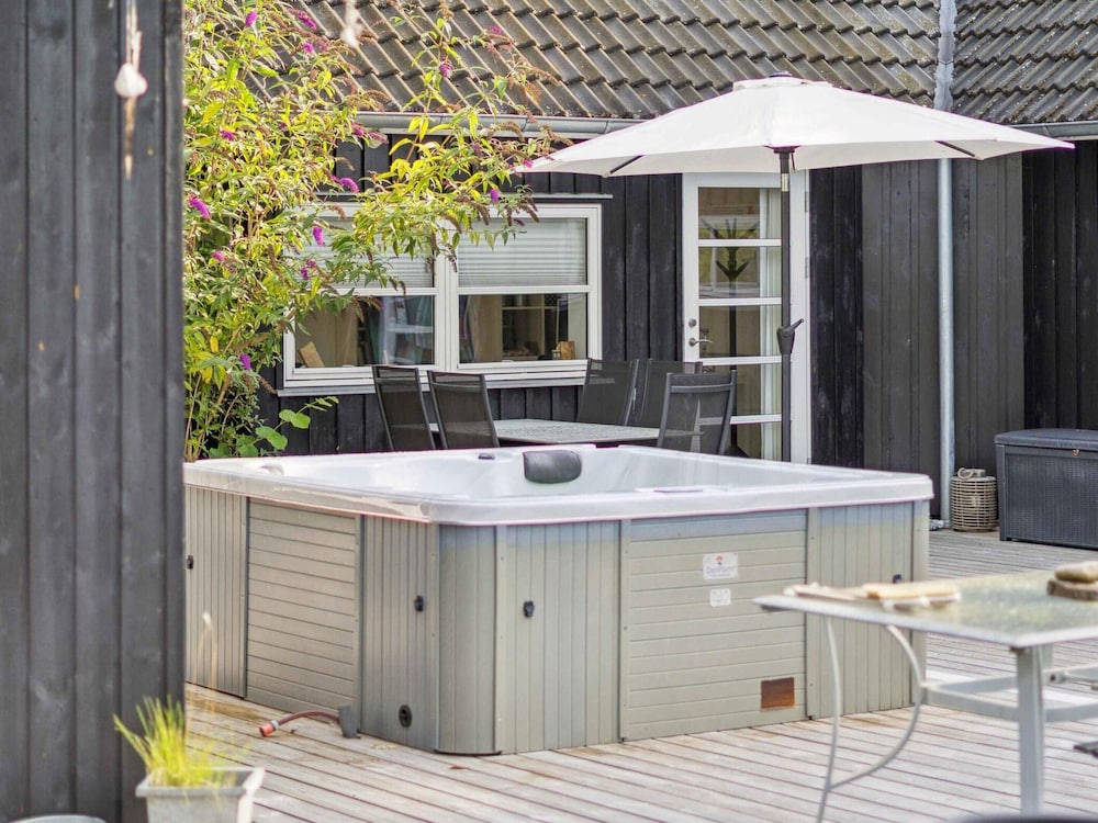 4 Star Holiday Home in Faxe Ladeplads