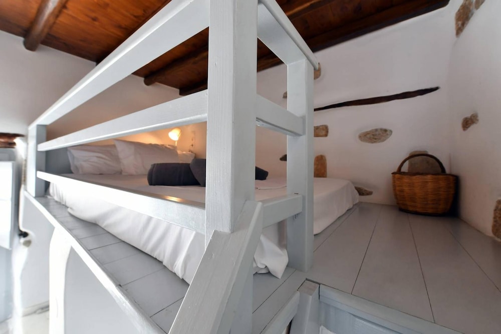 Kastro Cozy Guesthouse photo 3