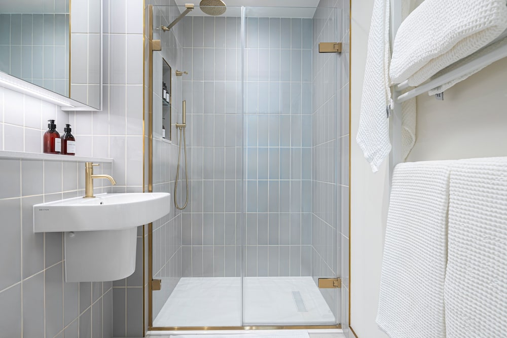 The Eades ADC Atelier 2 Bed