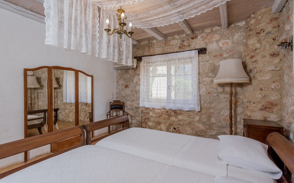 Orfos Villas