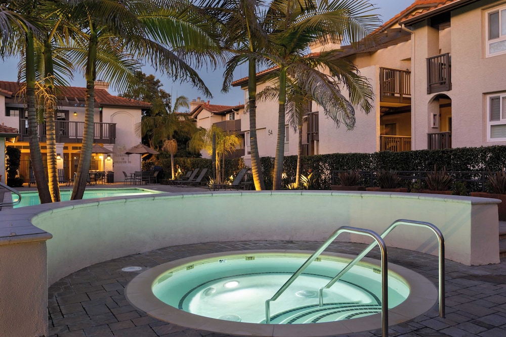 Close to Beach w/ Patio & Resort Amenities The Point at Corniche by Avantstay Str16-0458