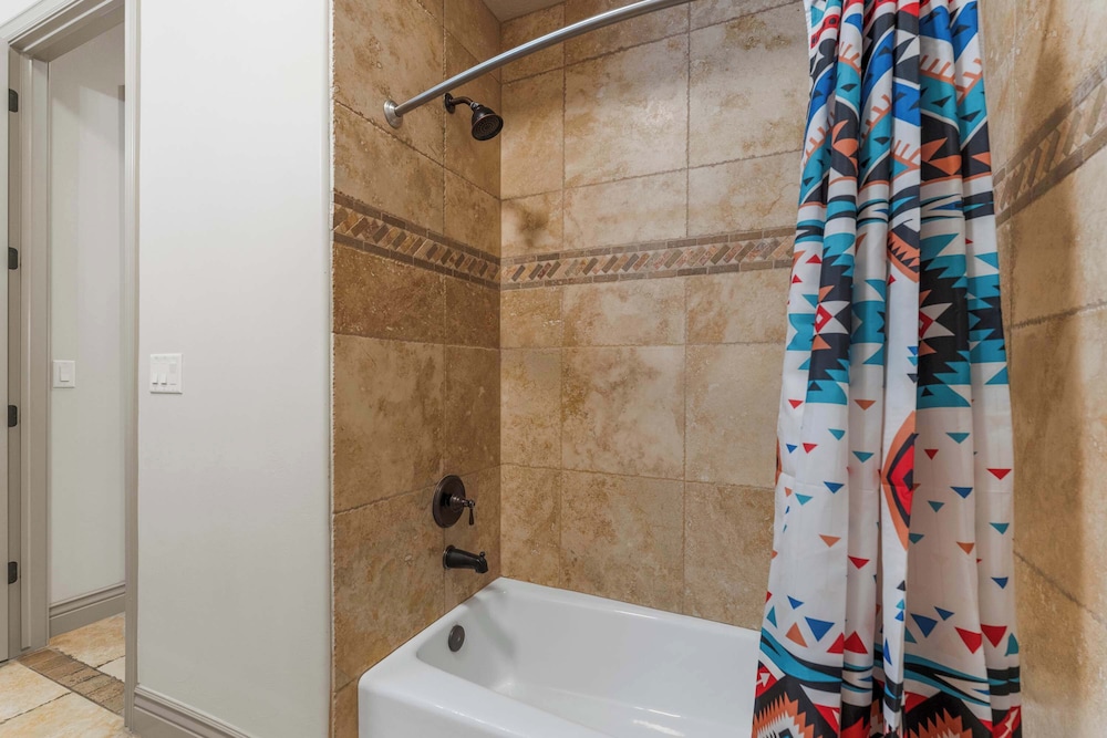 Sunset Vista - Amazing Views - Pet Friendly!