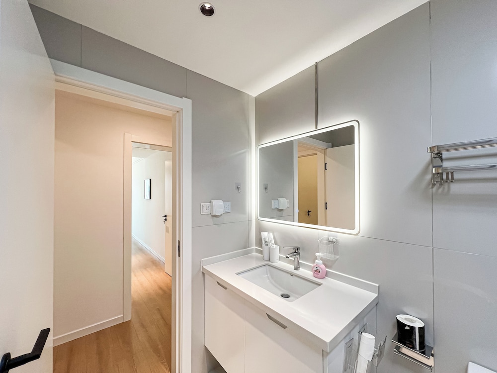 Book and Bed - Xujiahui