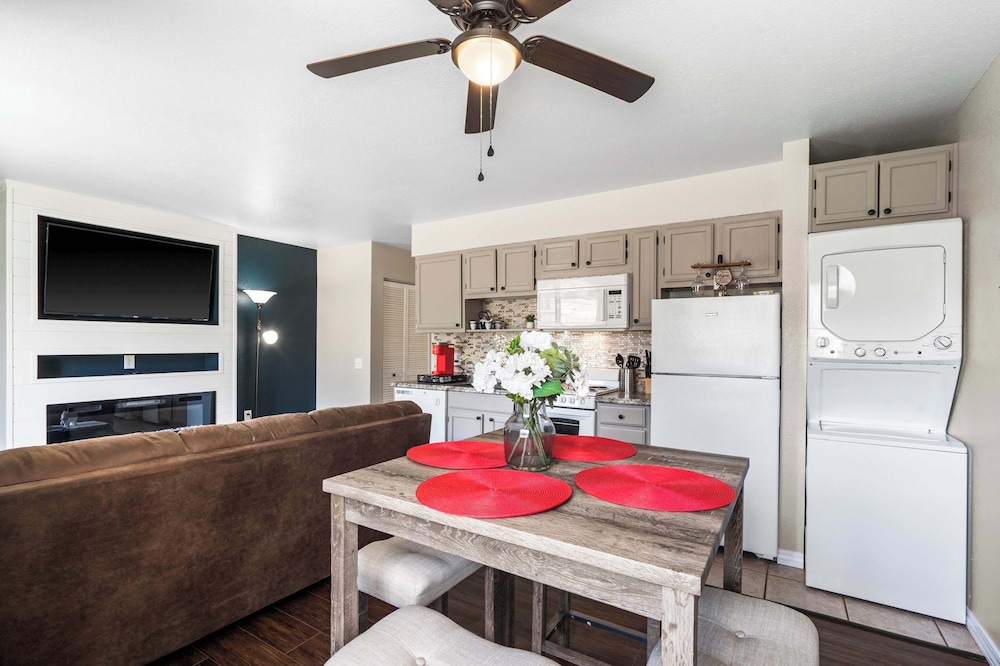 Cozy Escape Stay for 4