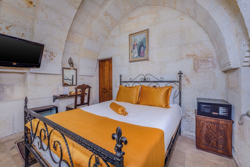 Onur cave cappadocia