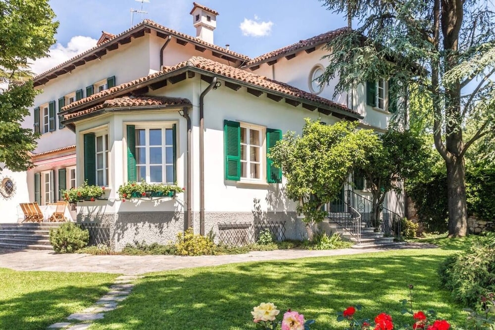 Stunning 6-bed Private Villa With Pool Near Venice view 2