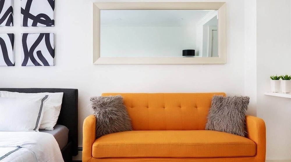 1597 New York Apt