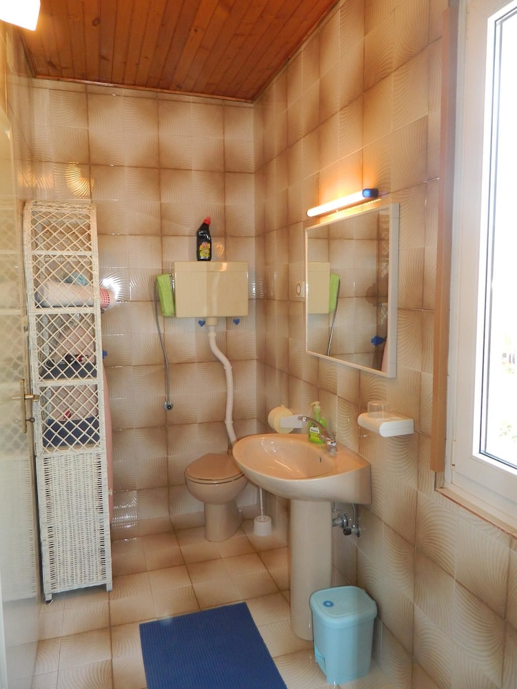 Photo 35
