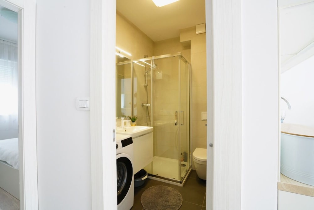 Perla - Modern and Cozy - A1 view 2