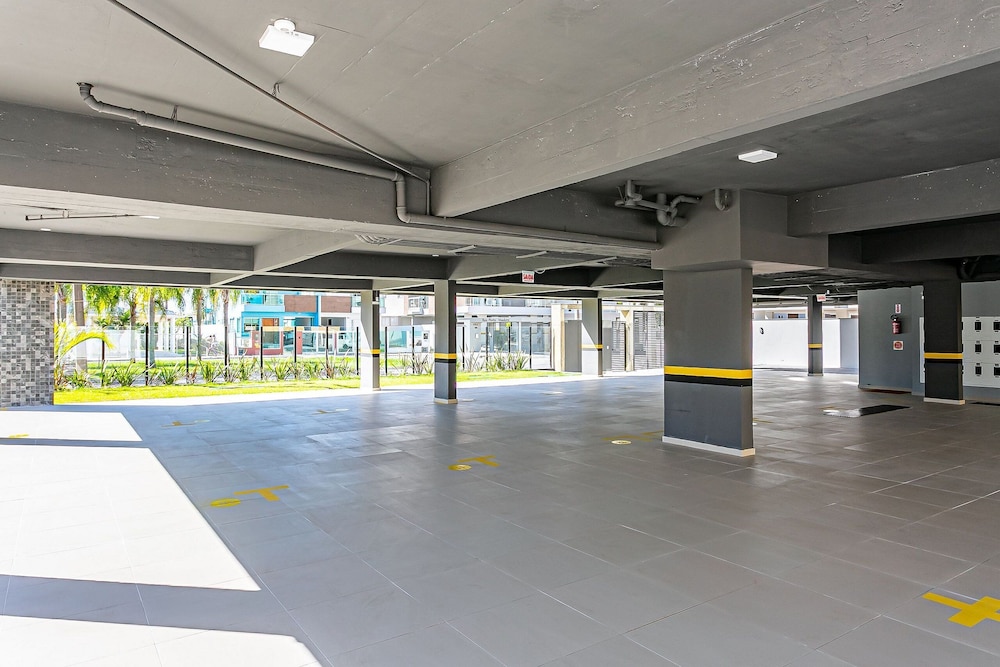 New Studio Well Located 750m From the Beach Sti209