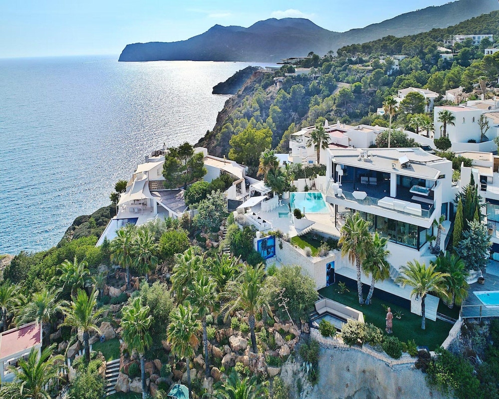 Striking Villa With Terraced Garden