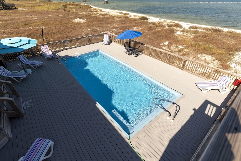 Bay Breeze - 2420 Bienville 4 Bedroom Home
