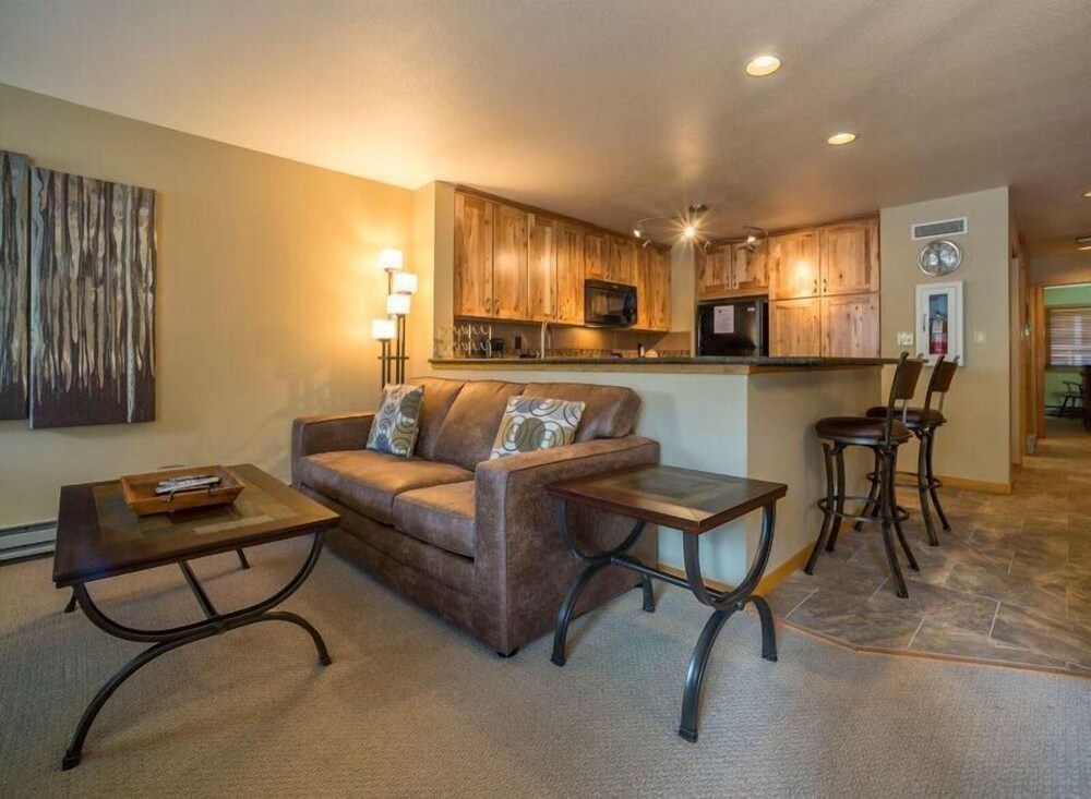 Liftside Condominium 1 Bedroom Apartment by Key to the Rockies