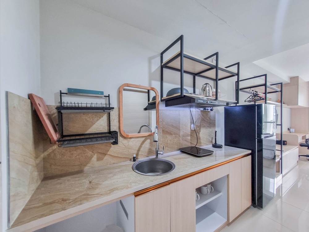Mountain View Studio for 6 Pax at Mataram City Apartment