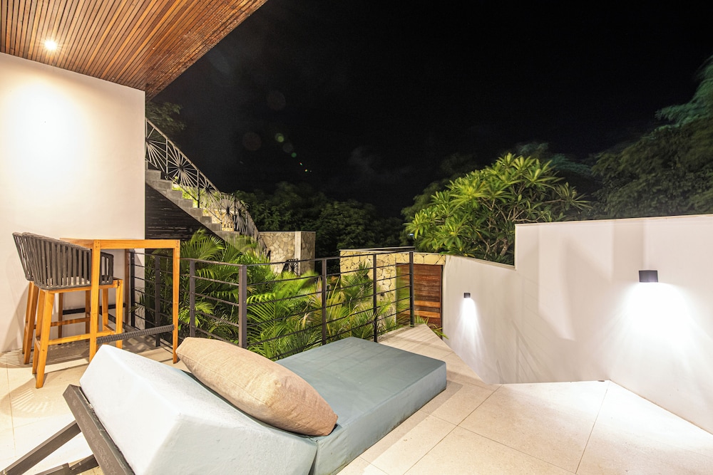 Stunning 6BR Villa 5 Mins to Bingin