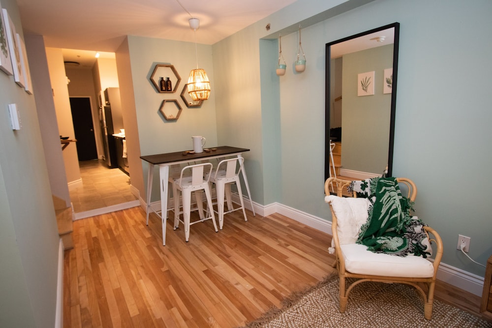 Unique Stays - 3690 St-Denis