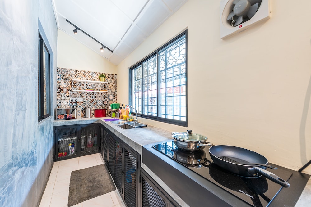 Conceptual Homestay 3BR 9PAX photo 5
