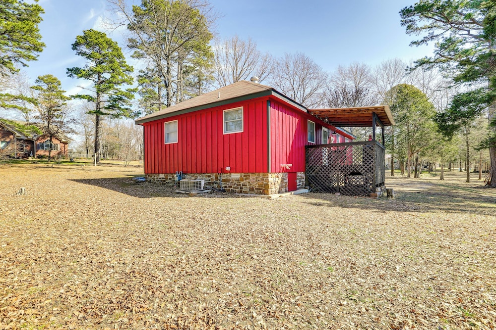 1 Mi to Dtwn Mountain View: Home w/ Deck