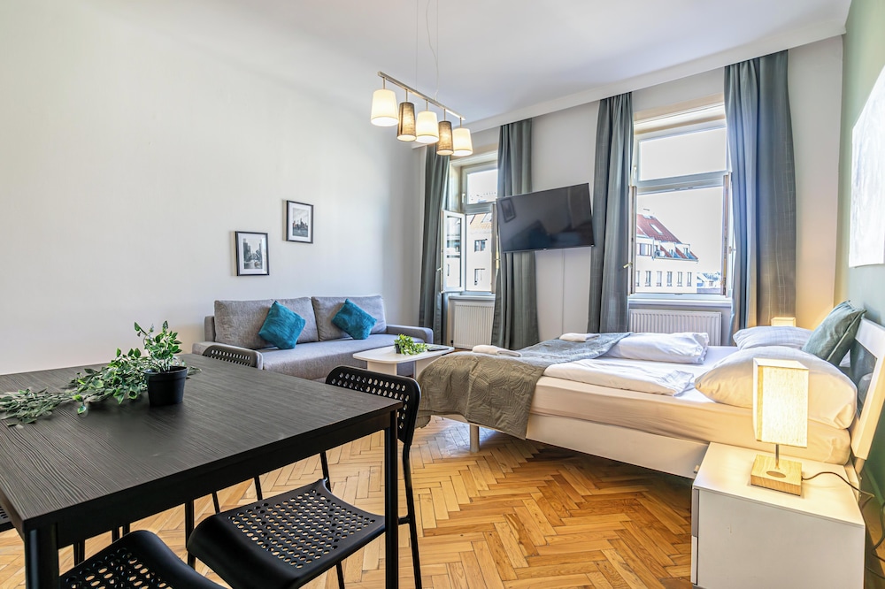 Comfy 2BR Apt Long Stay Matzleinsdorfer