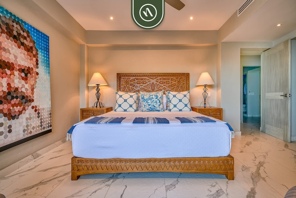 Oceanview 3 BR Condo - Amazing View From Terrace